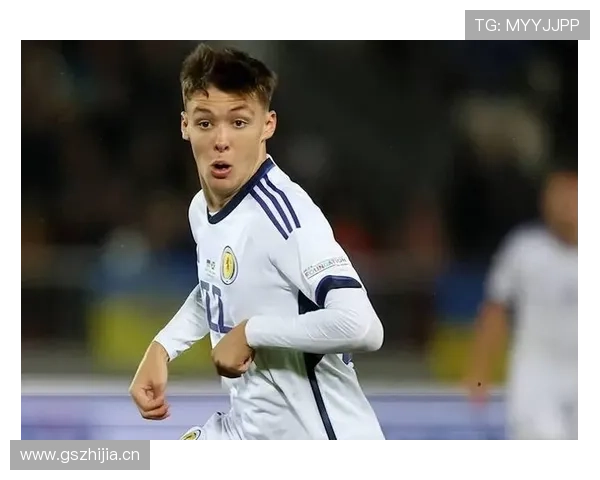 沃特金斯为何难获豪门青睐:战术适配与上限疑云 沃特金斯为何难获豪门青睐:战术适配与上限疑云